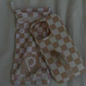 LoopyCases Checkered Pouch